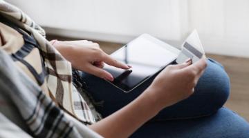 What is an electronic invoice and when is it mandatory?